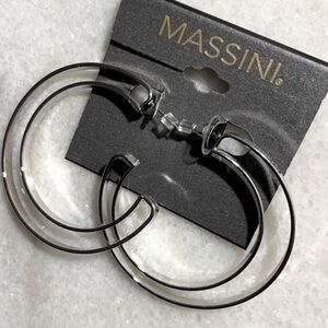 Massini earrings stud silver tone hoop casual earrings NWT